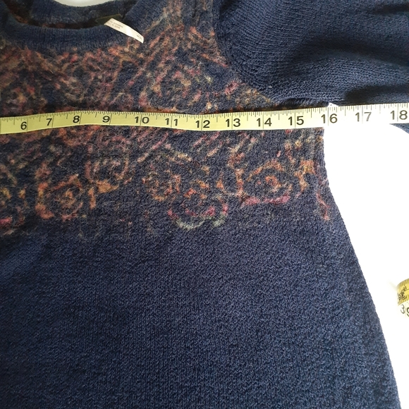 Free People Sweater - Picture 3 of 7